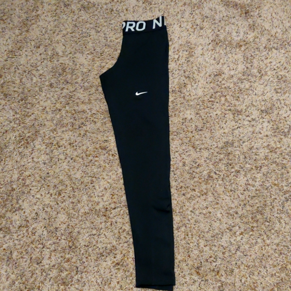 Nike pro leggings